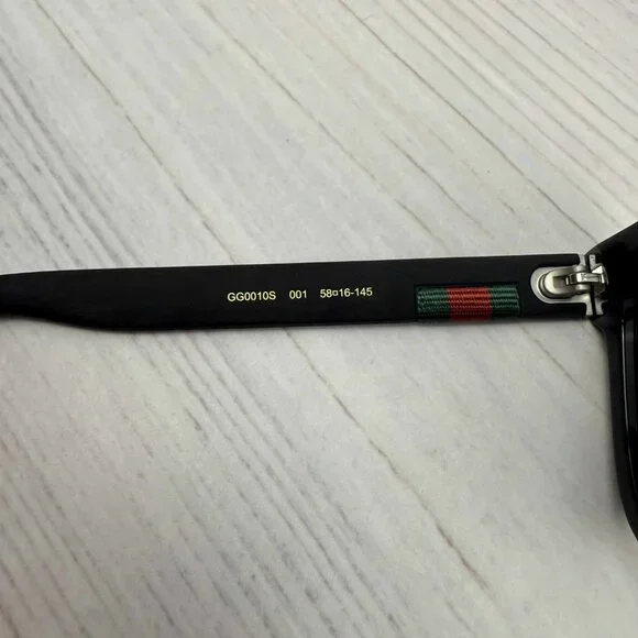 GUCCI GG0010S 001 Sunglasses Black Frame Grey Lenses 58mm - Picture 8 of 9